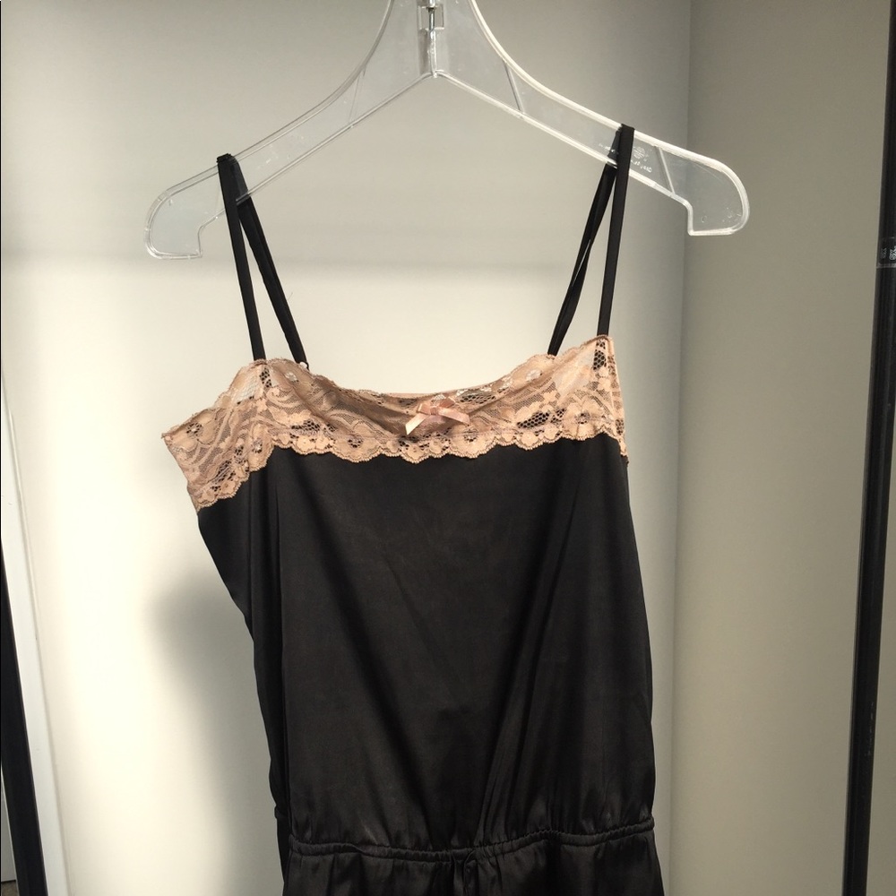 Silky black sleep jumper